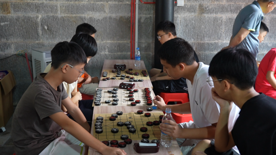 tpYAA, VEsBZ, 中小学生积